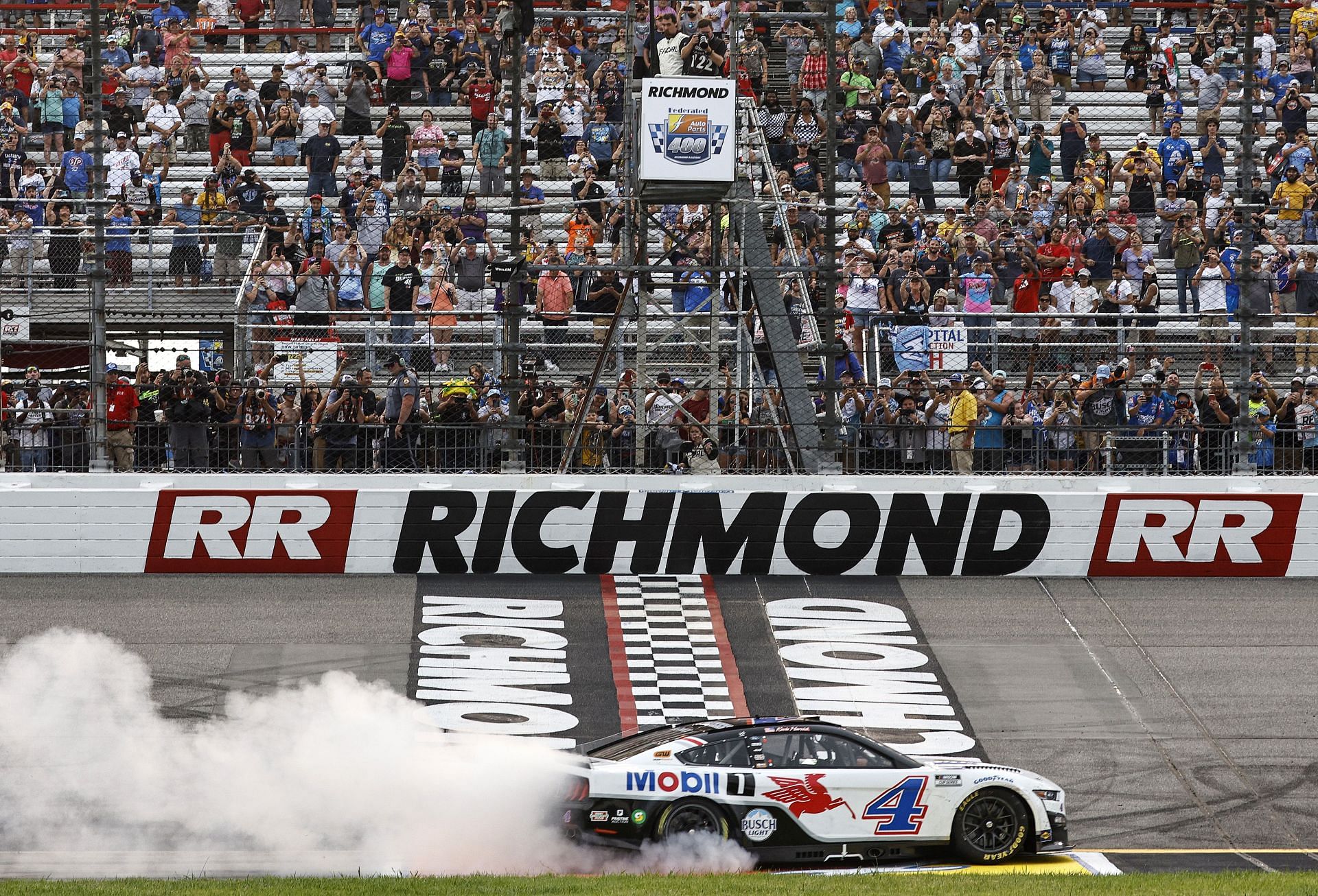 NASCAR Cup Series Federated Auto Parts 400