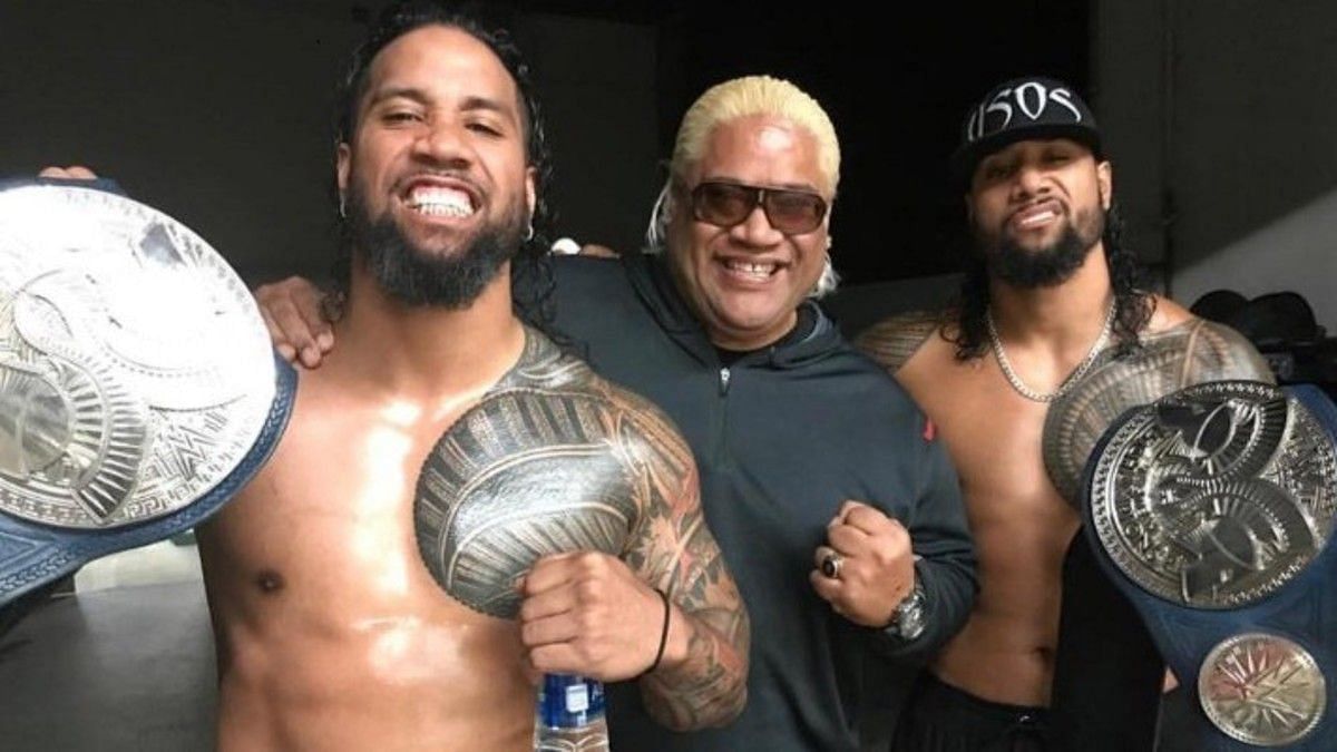 Rikishi with his sons