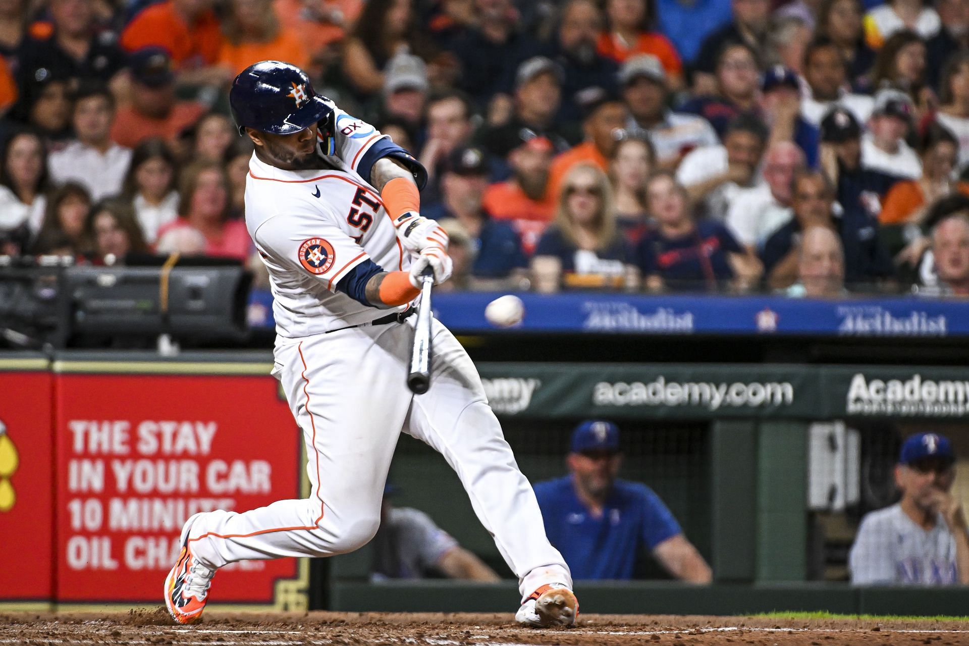 Astros-Rangers benches clear: Houston vs. Texas series finale nearly comes  to blows as Martin Maldonado confronts Marcus Semien - ABC13 Houston