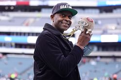Jerry Rice once revealed Hall of Fame pre-game routine before Super Bowls - "Didn't want anything to weigh me down"