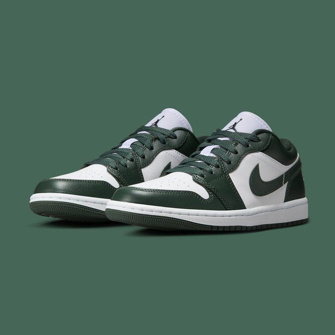nike air jordan 1 low pine green mens stores