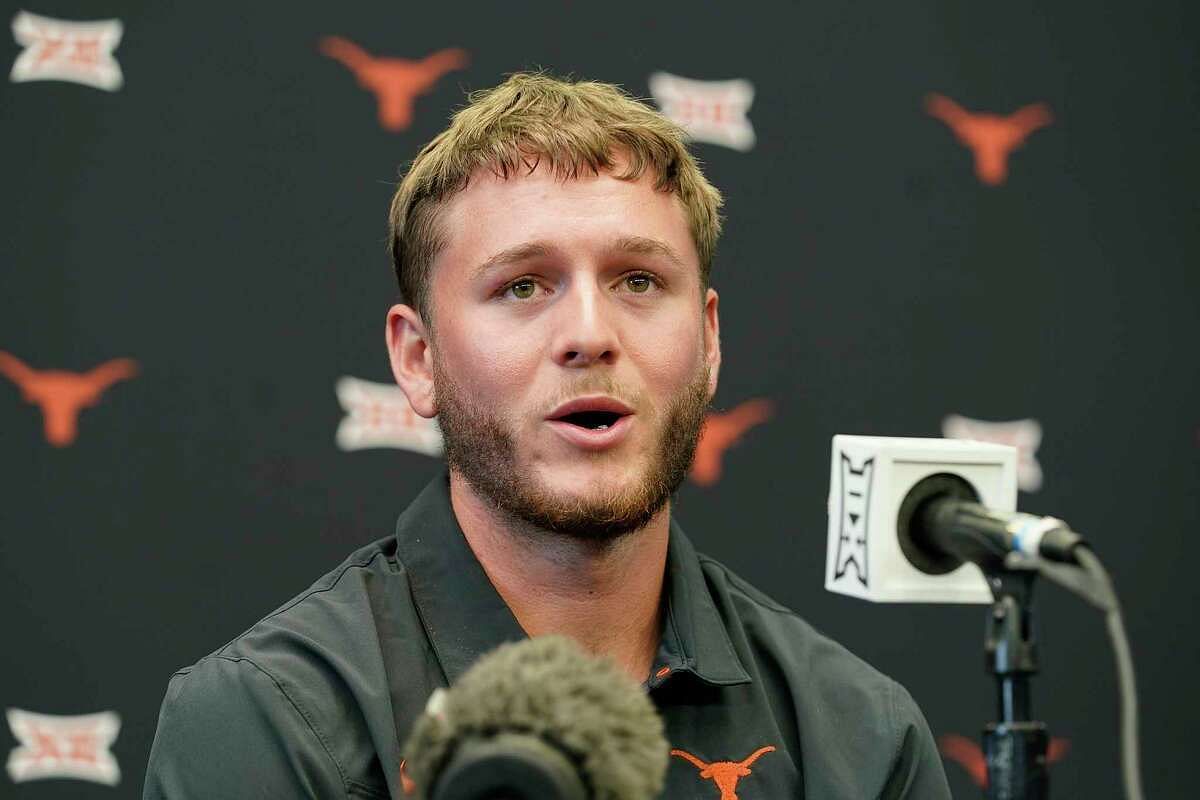 Texas quarterback Quinn Ewers