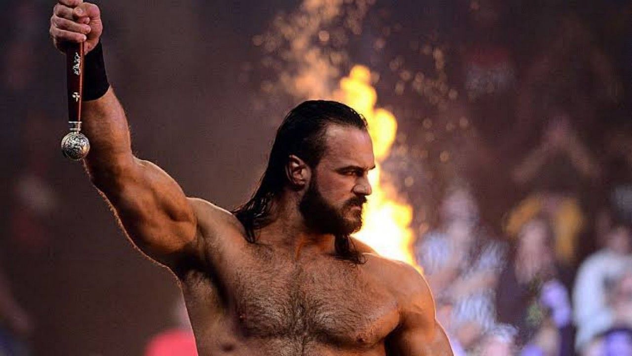 ड्रू मैकइंटायर दो बार के WWE चैंपियन हैं