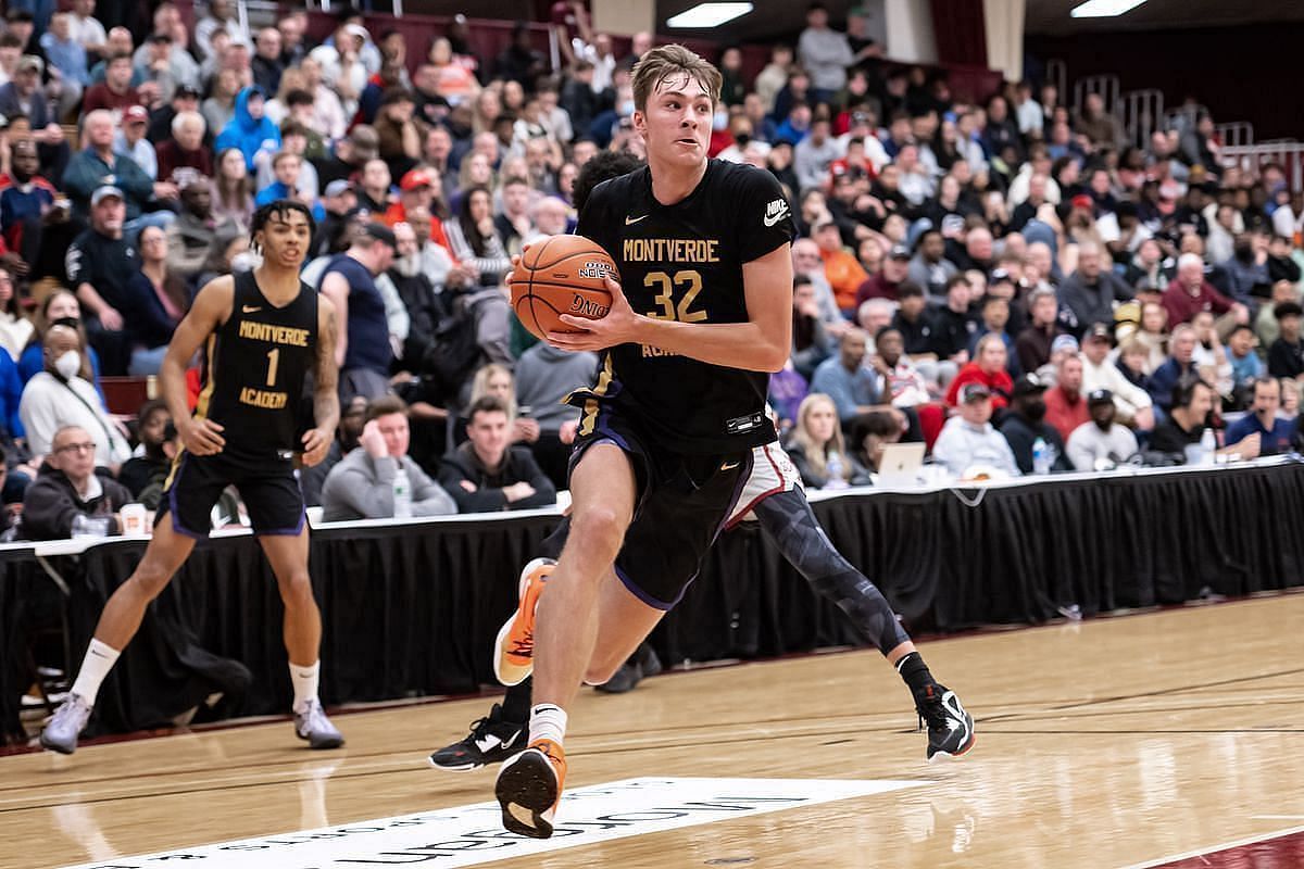 Cooper Flagg during a Montverde game