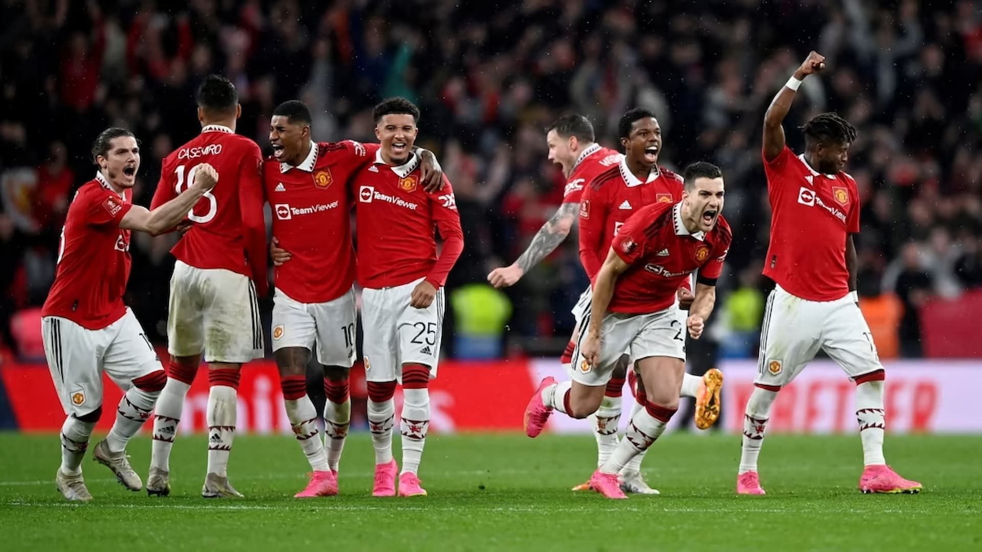 What are the player ratings for Manchester United in EA FC 24