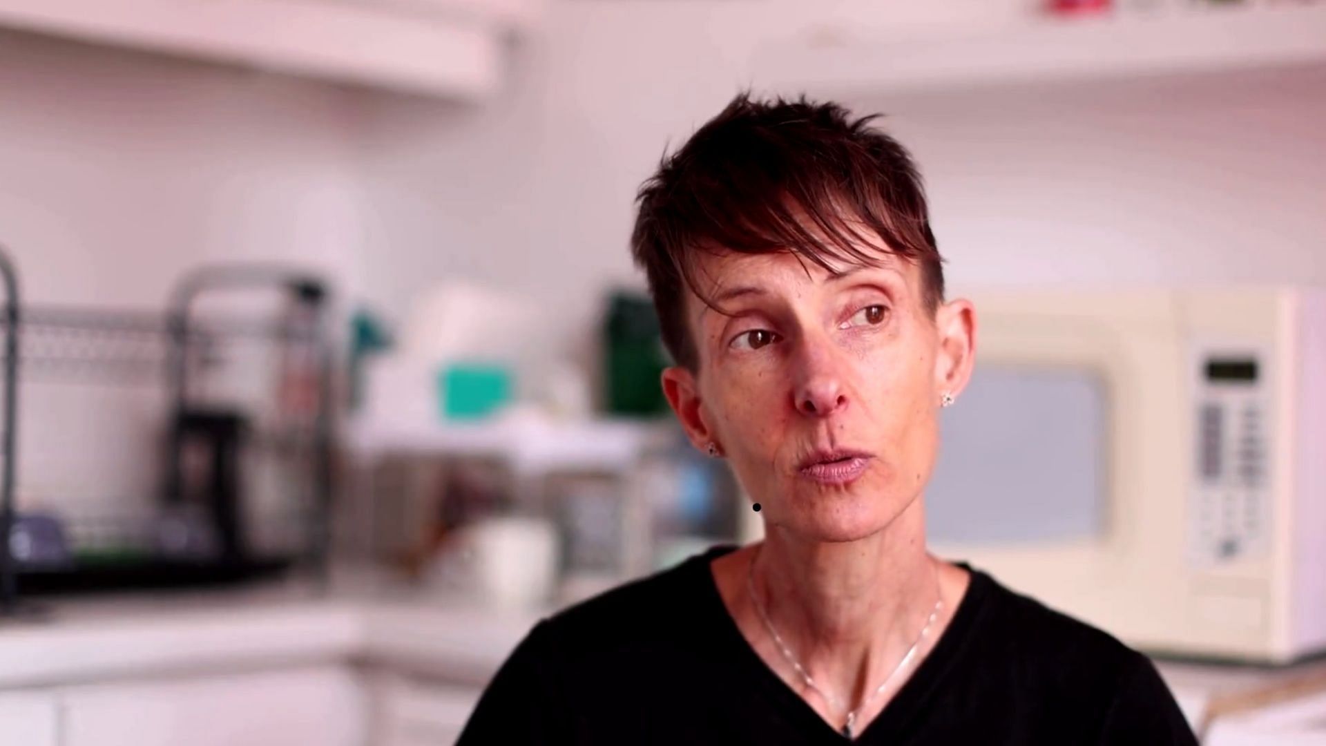 Who Is Lisa Pauli 47 Year Old Anorexic Canadian Woman S Tragic Story Goes Viral