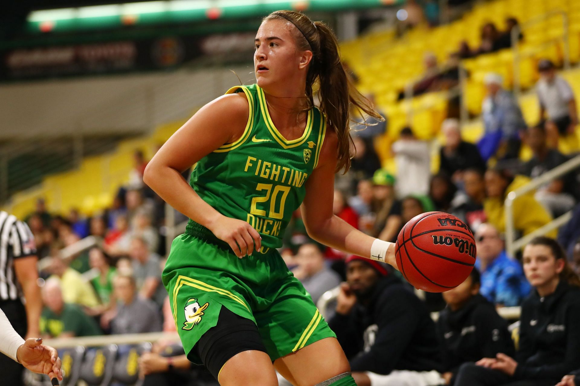 WNBA superstar Sabrina Ionescu gets a warm reaction from Iowa's Caitlin