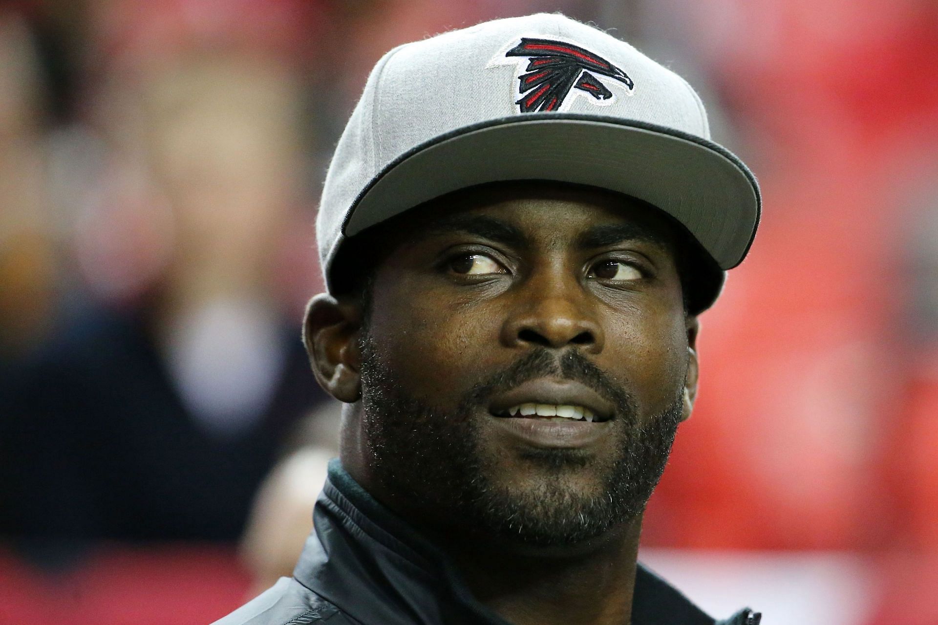 Michael Vick Returning To Pro Football: Fans React - The Spun: What's  Trending In The Sports World Today