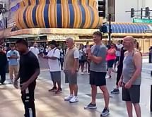 WATCH: Jaromir Jagr showcases classy moves at a random street show in Vegas