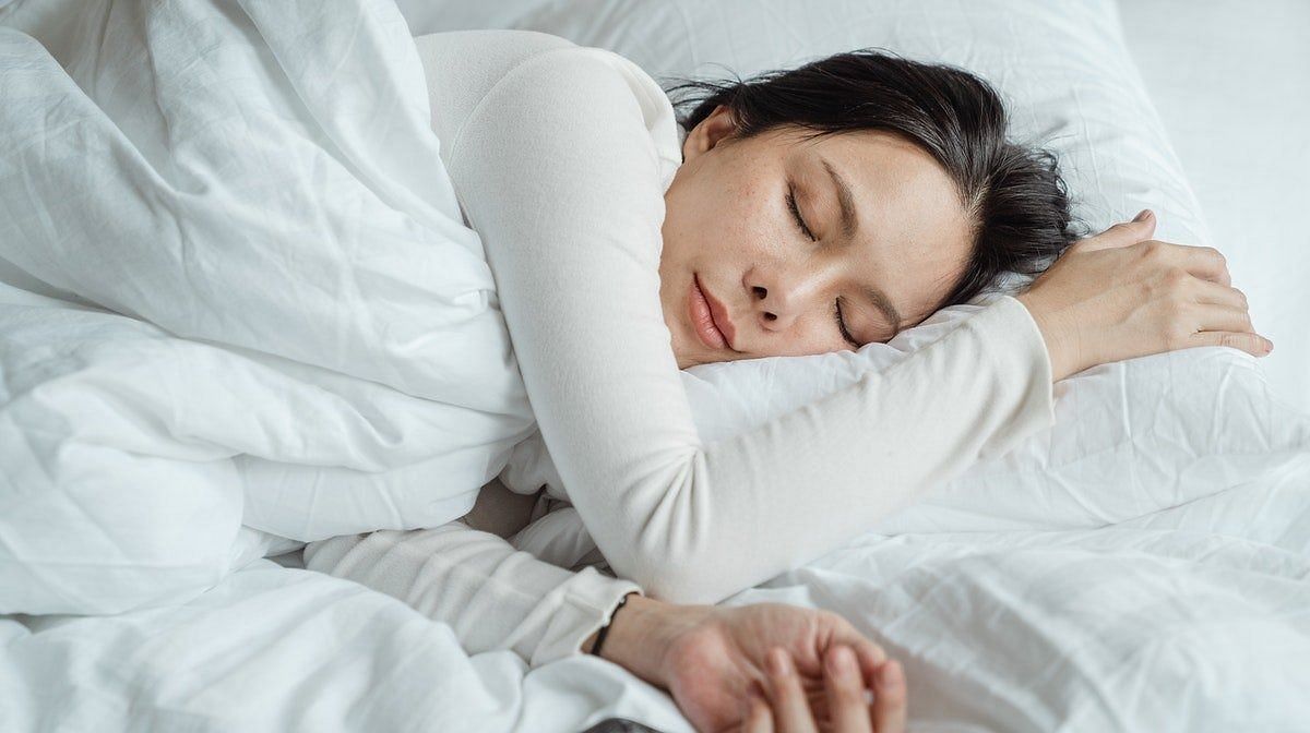 Deep sleep meditation (Image via Getty Images)