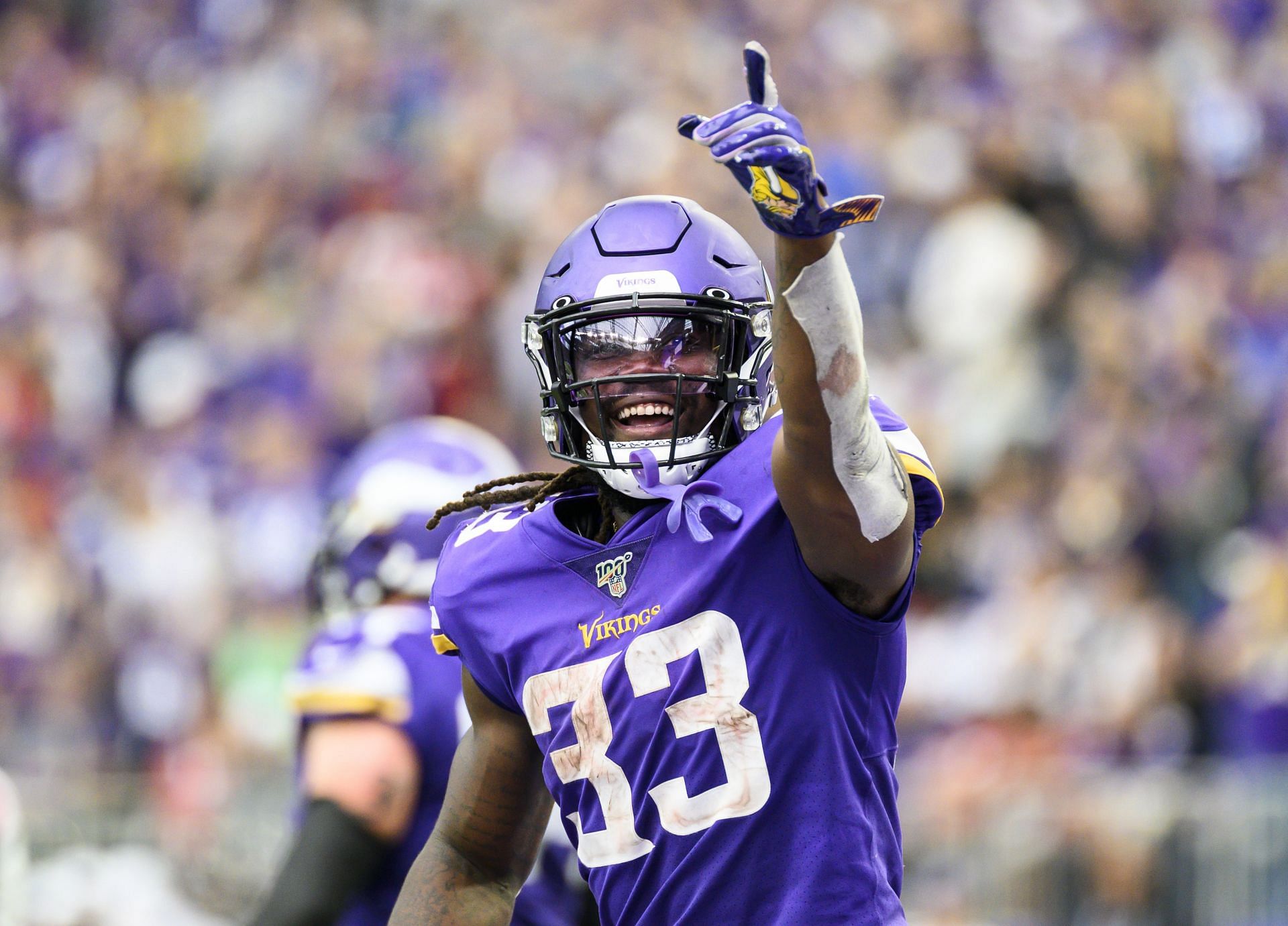 Woodward Sports Network on X: BREAKING: Former Minnesota #Vikings RB,  Dalvin Cook, is signing a one-year deal with the New York #Jets The former  NFC North RB lands in New York with