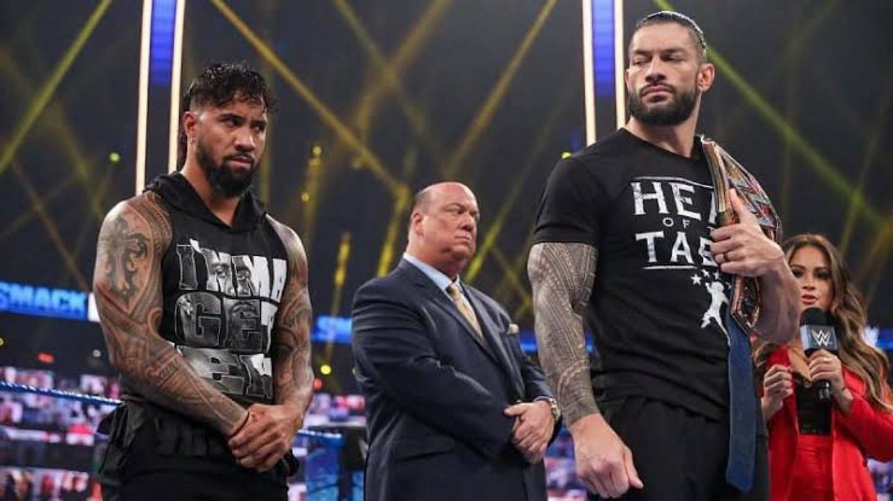 WWE सुपरस्टार्स जे उसो, पॉल हेमन और रोमन रेंस 