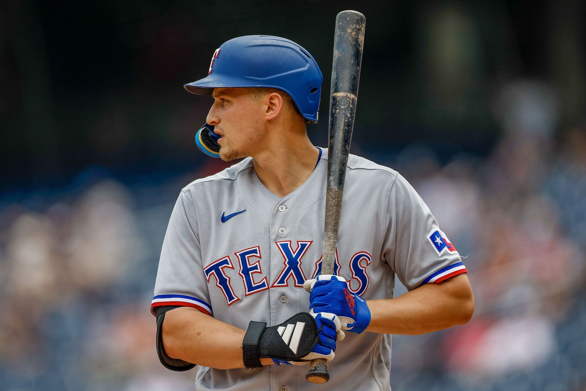 10 things to know about Rangers' Corey Seager, like his adorable