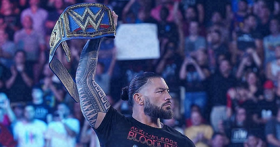 Roman Reigns with his Undisputed World title, Source: Roman&rsquo;s Instagram