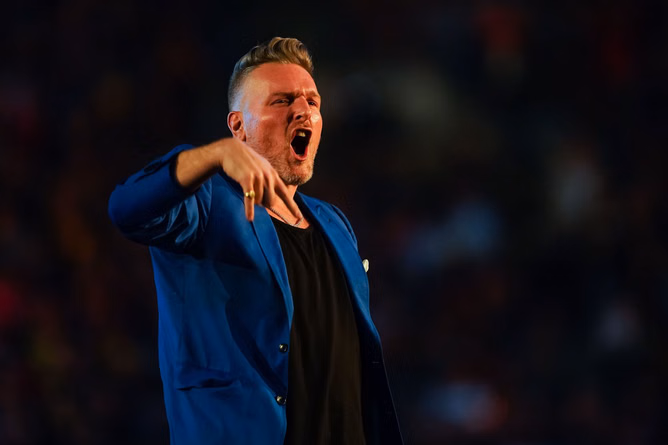 Pat McAfee details using magic mushrooms to get over death threats and failed kicks