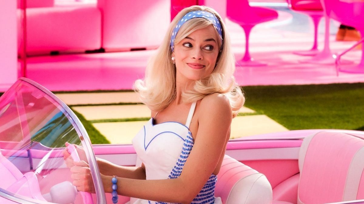 Margot Robbie outperforms all the Barbie solid throughout a plank contest