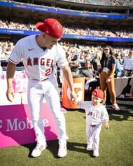 Mike Trout with his kid