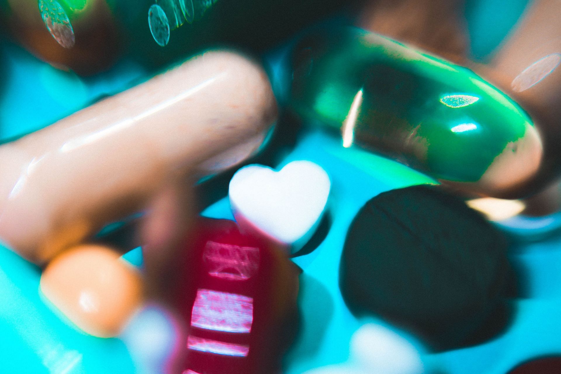 Which medications can cause weight loss? (Image via Unsplash/ Nastya Dulhiier)