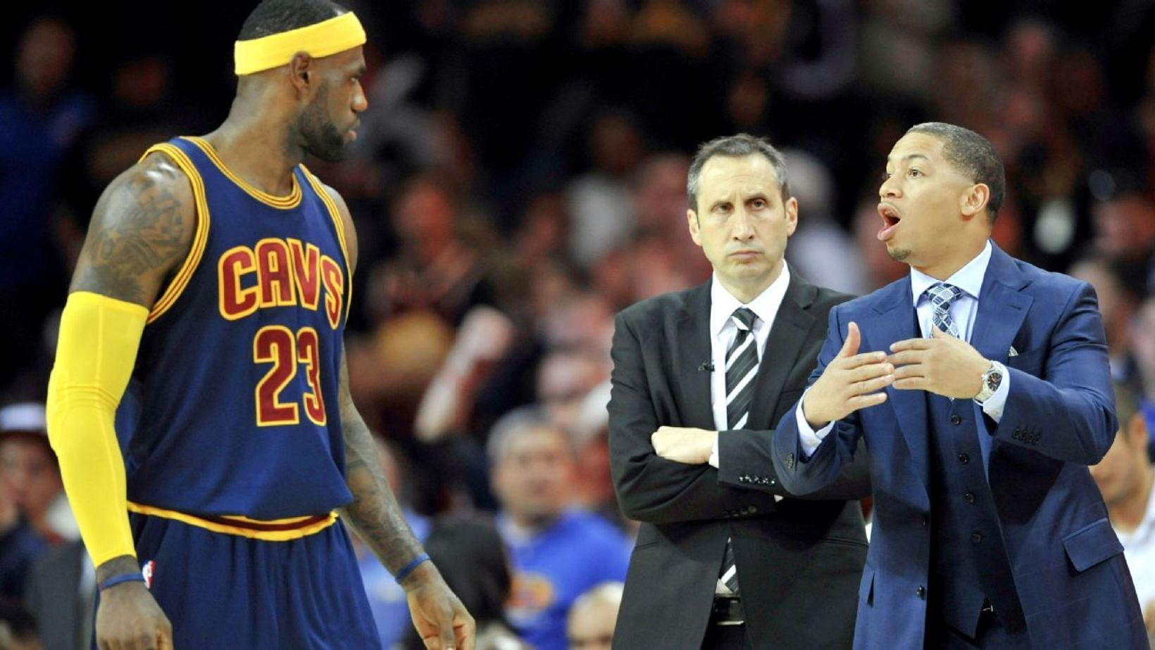 LeBron James trusted assistant coach Ty Lue [R] more than he did head coach David Blatt [C].