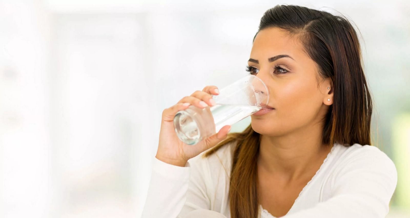 Water-only fasting (Image via Getty Images)