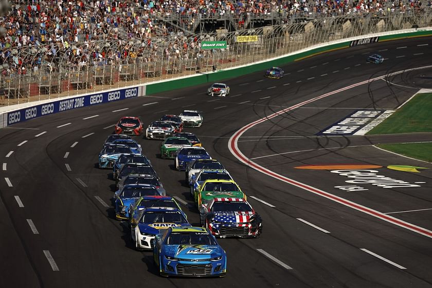 How to Watch NASCAR Online Free: NASCAR Racing Live Streams (2023)