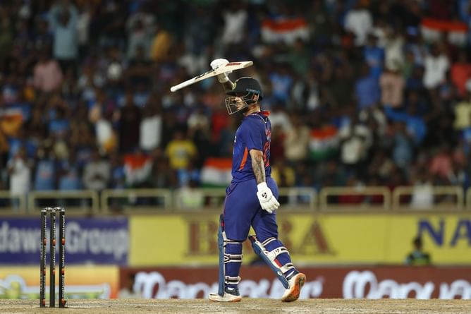 Predicting 3 players who would score the most runs in the 2nd ODI between IND and WI