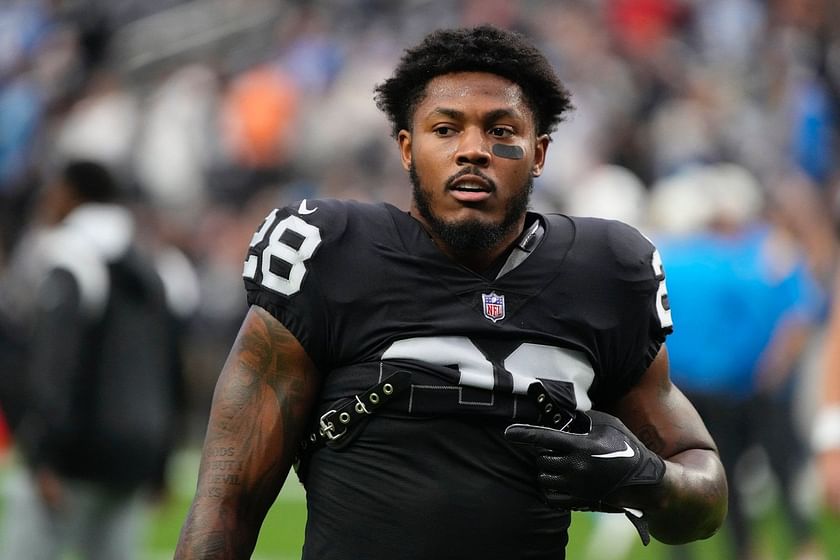 Raiders running back Josh Jacobs signs one-year deal, reportedly