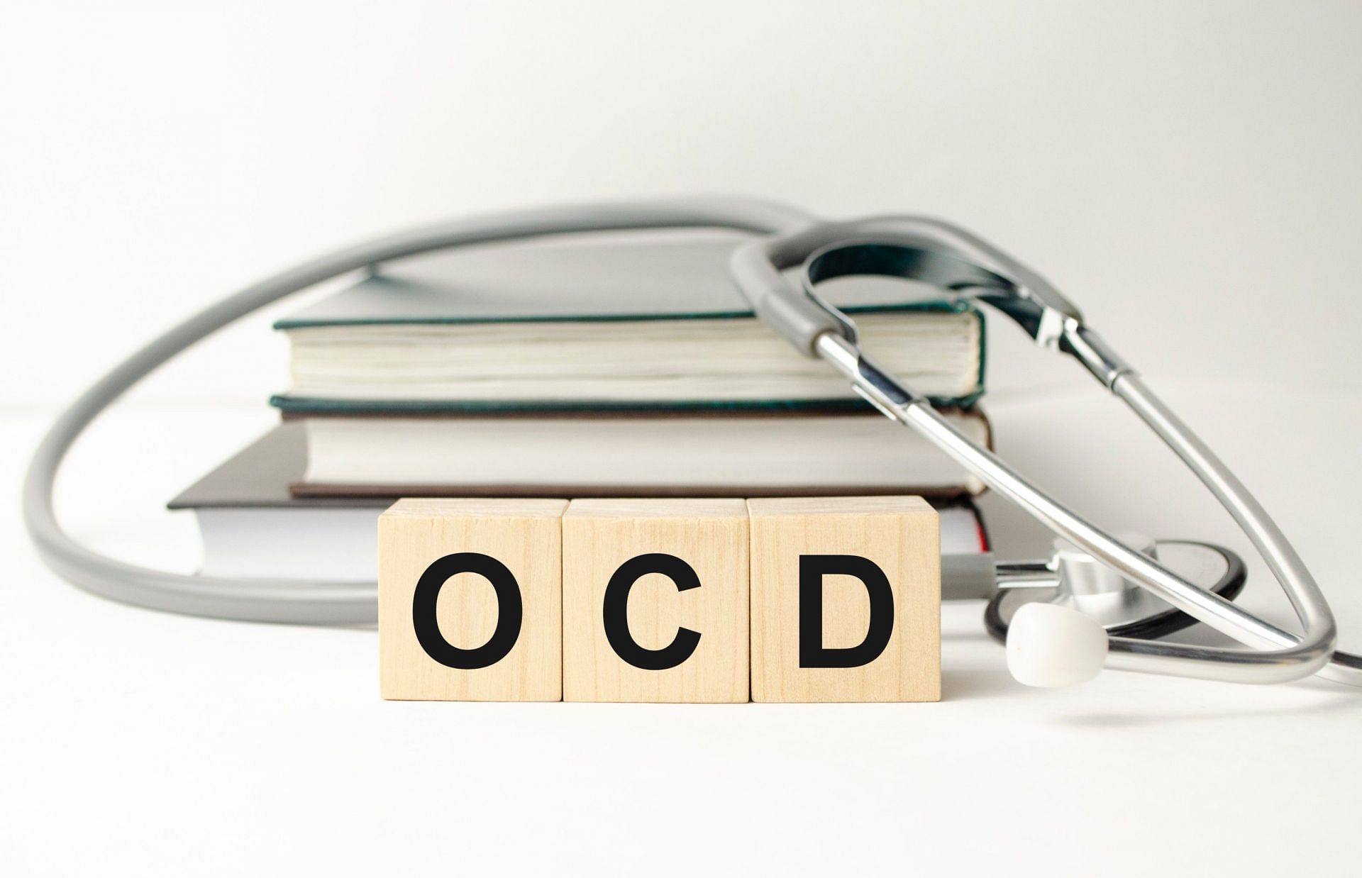 Exposure and response prevention is one of the key treatments for OCD. (Image via Vecteezy/ Ruslan)