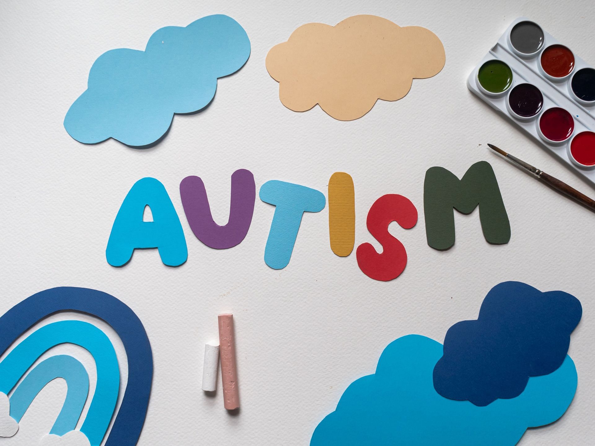 Autism lies on a spectrum of neurodevelopmental conditions. (Image via Pexels/Polina Kovaleva)