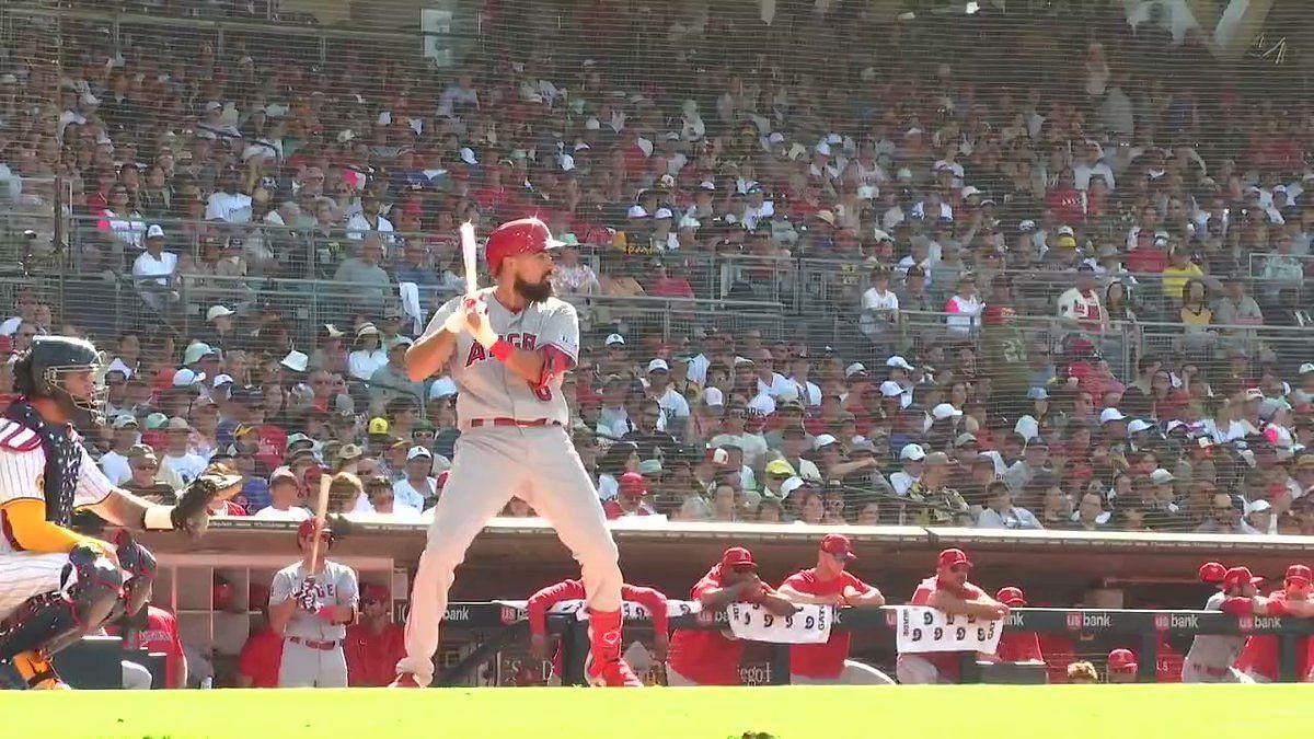 World Series Game 6: Anthony Rendon HR shields baseball from