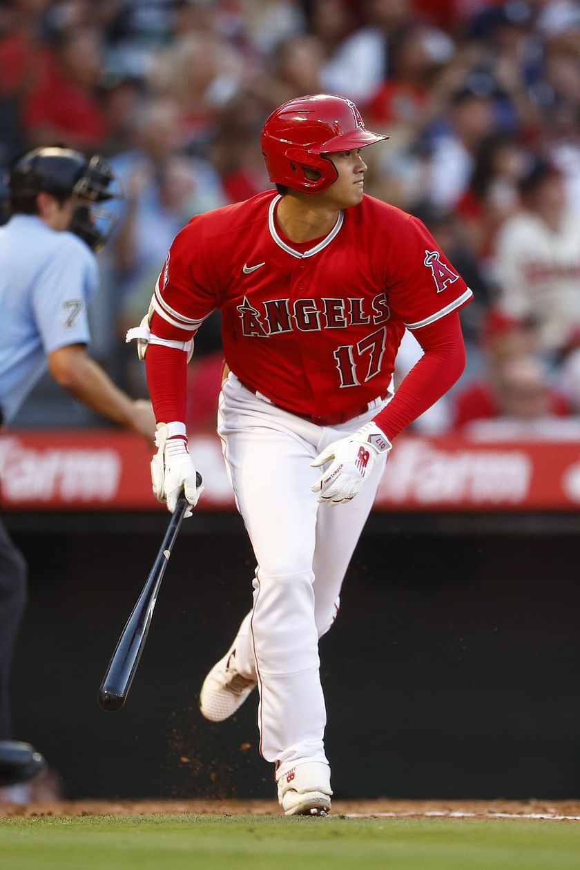 Shohei Ohtani: WATCH: Shohei Ohtani shows off the coldest bat flip ...