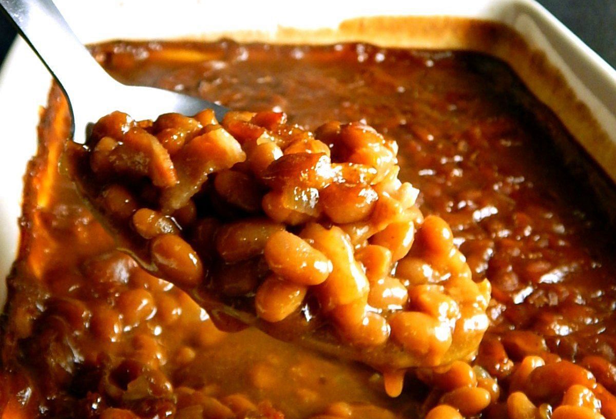 Canned beans are an example of moderately processed food (Image via Frugal Hausfrau)