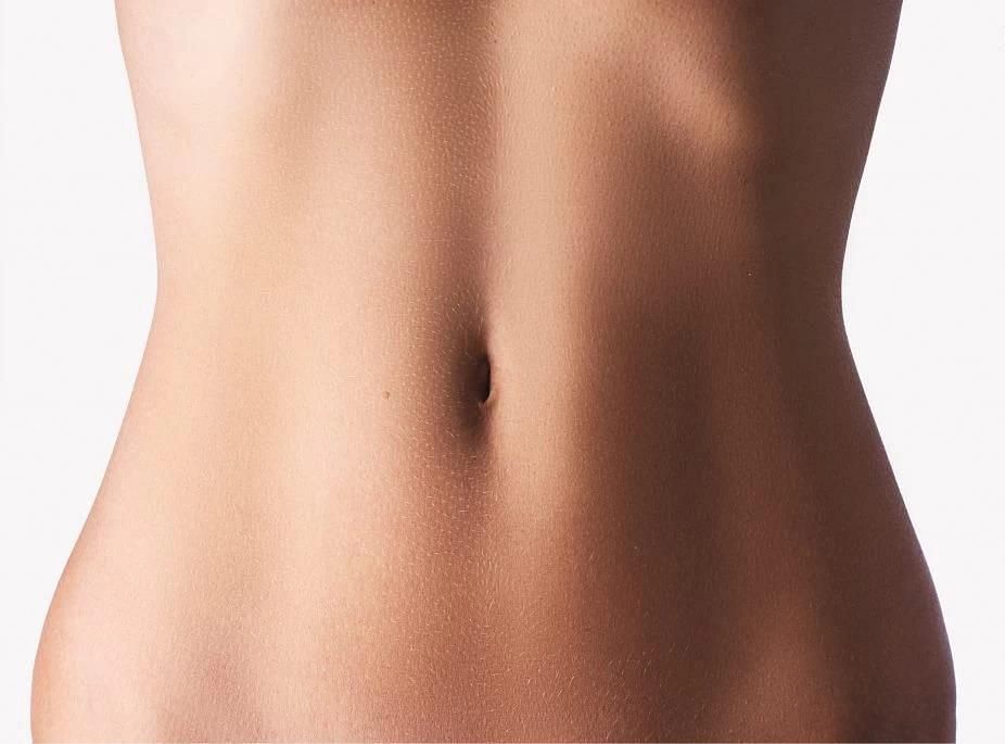 Types of belly buttons (Image via Getty Images)