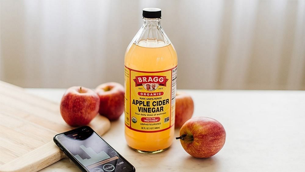 Apple-cider vinegar (Image via Getty images)