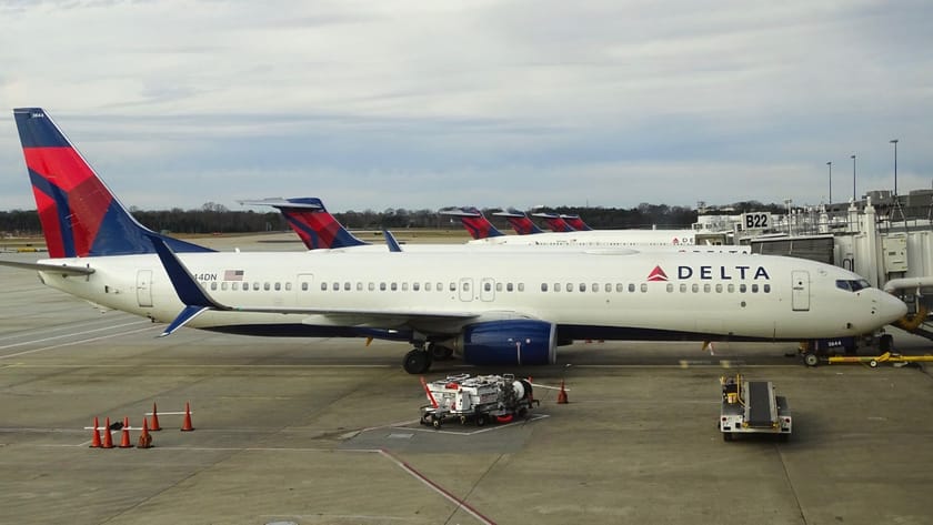 What Does Extreme Heat Do To The Body Delta Airlines Las Vegas Flight Passengers Faint In 111 what-does-extreme-heat-do-to-the-body-delta-airlines-las-vegas-flight-passengers-faint-in-111