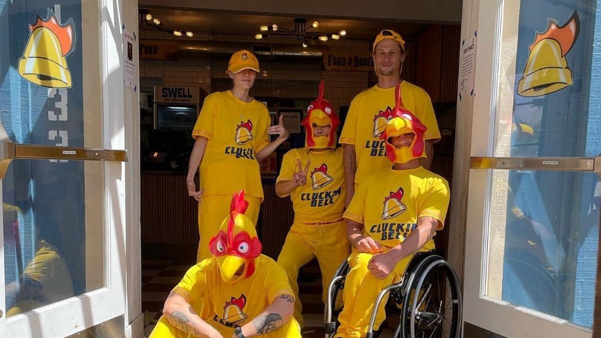 Employees at the real-life Cluckin Bell (Image via Twitter/ComicBook)