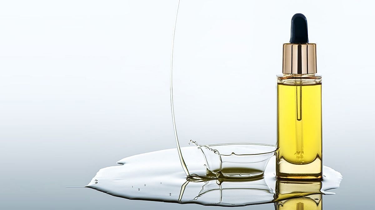 Mineral oil for skin (Image via Getty Images)