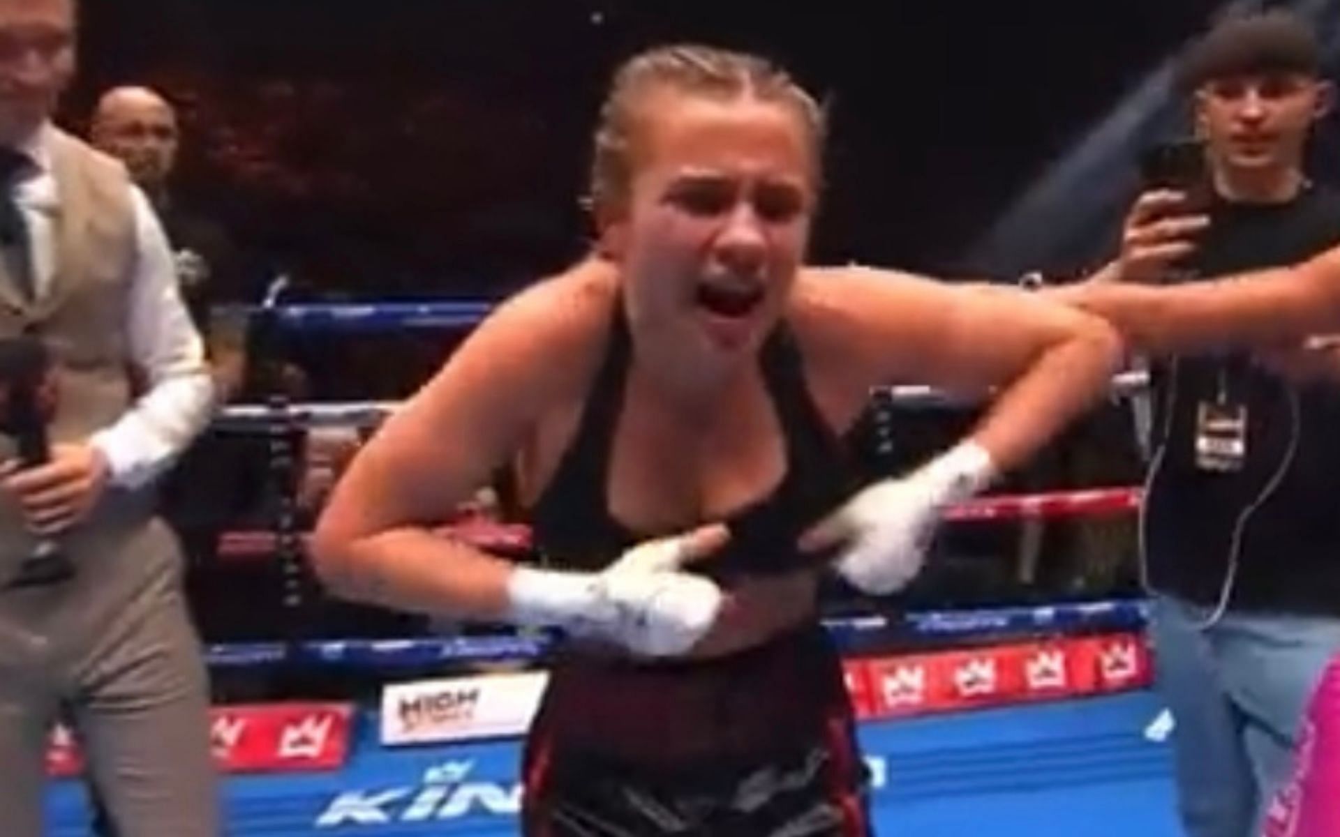 Who Is Daniella Hemsley Kingpyn Boxer Goes Viral After Flashing Crowd In Daring Act After Win