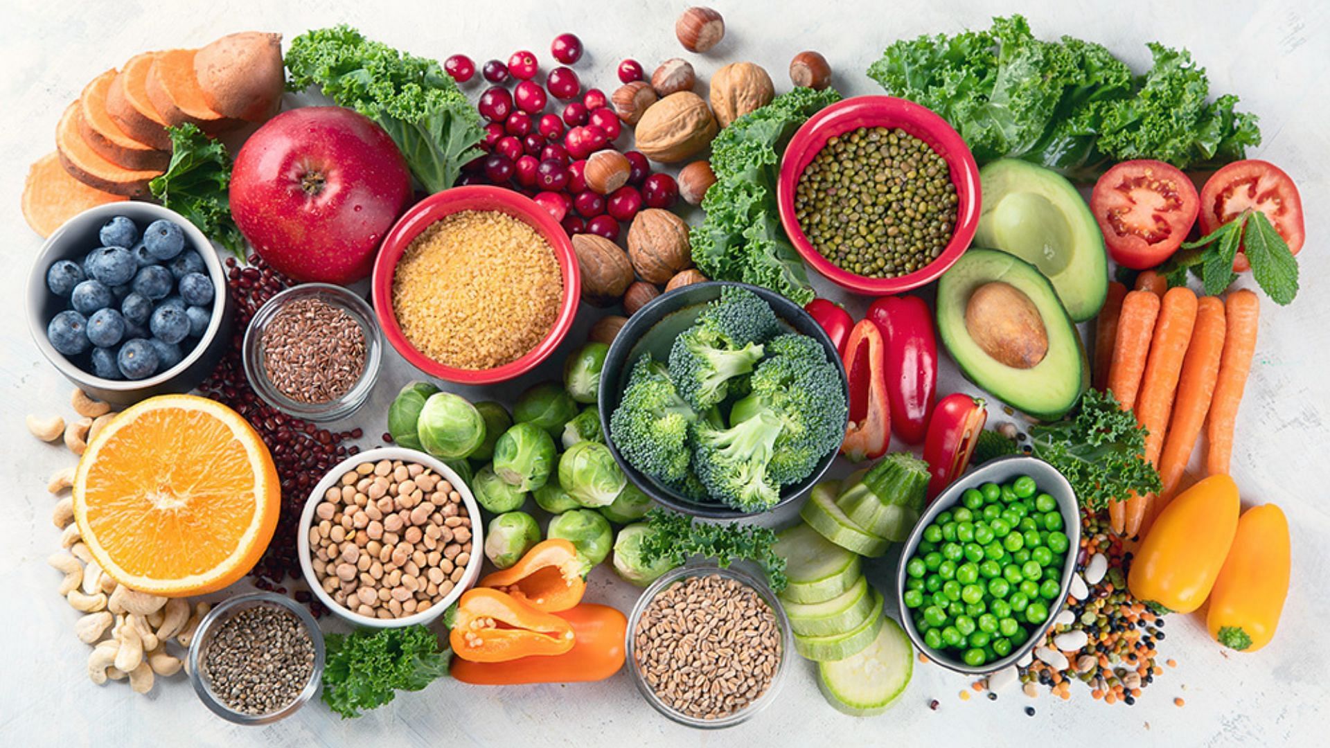 फलों, सब्जियों, साबुत अनाज और दुबले प्रोटीन!