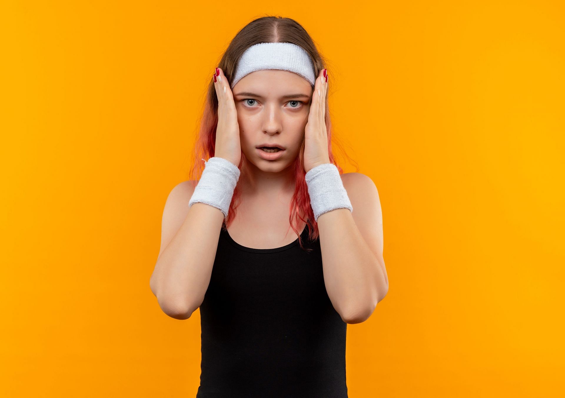 Have you ever experienced gym anxiety? You are not the only one. (Image via Freepik/ Freepik)