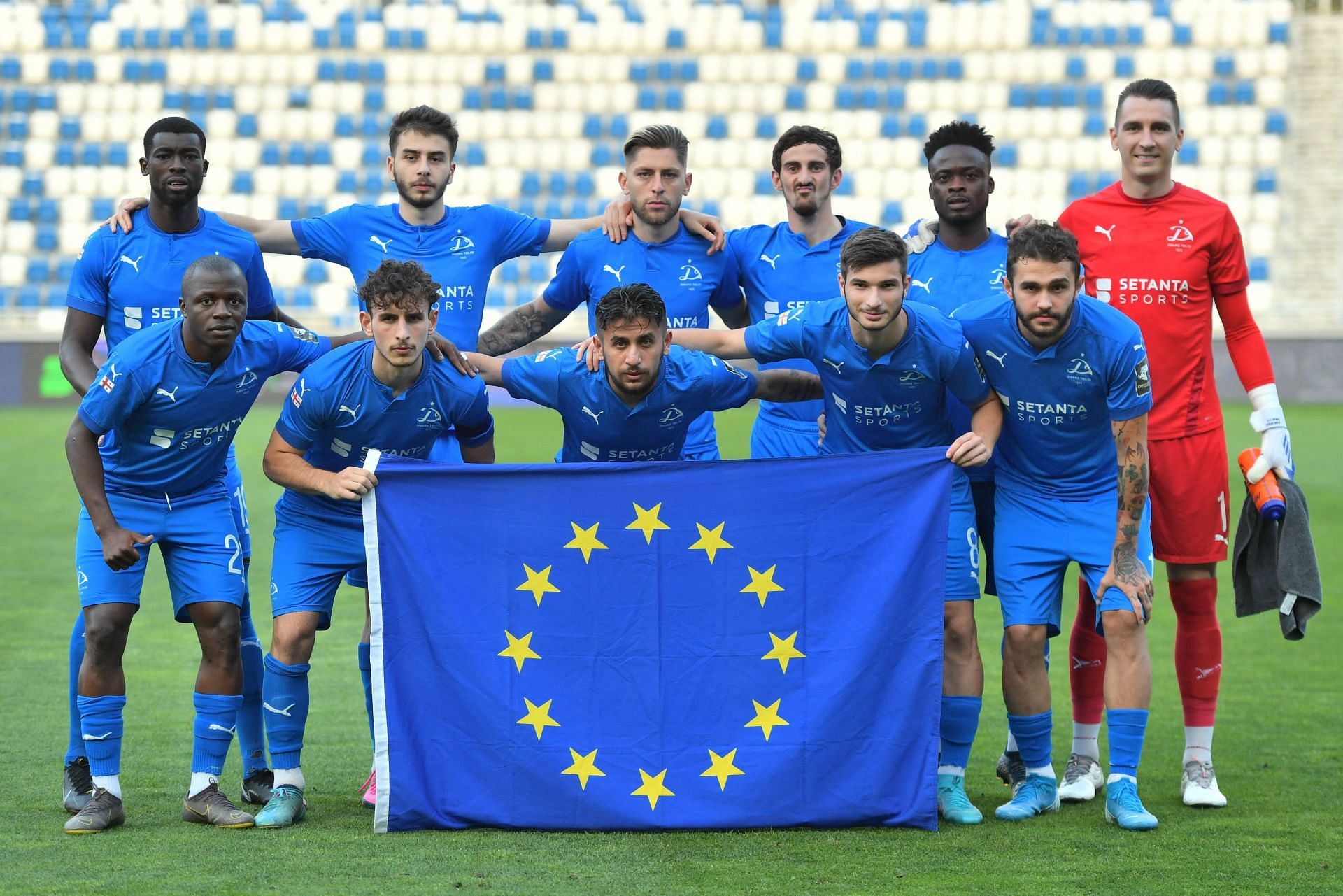 Прогноз уефа сегодня. Динамо Тбилиси. Динамо Тбилиси Наполи. FC Tbilisi. FC Dinamo Tbilisi.