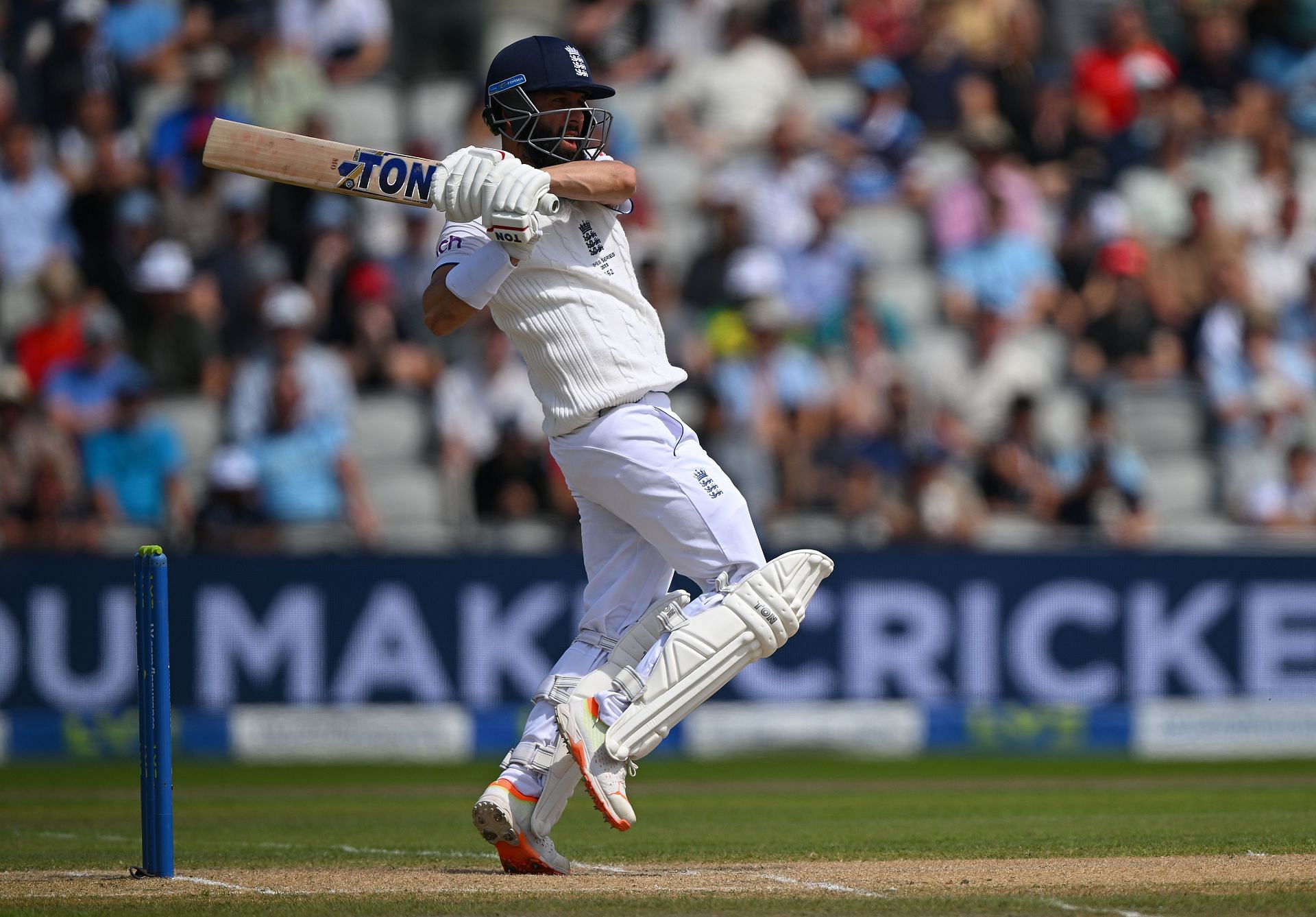 England v Australia - LV= Insurance Ashes 4th Test Match: Day Two