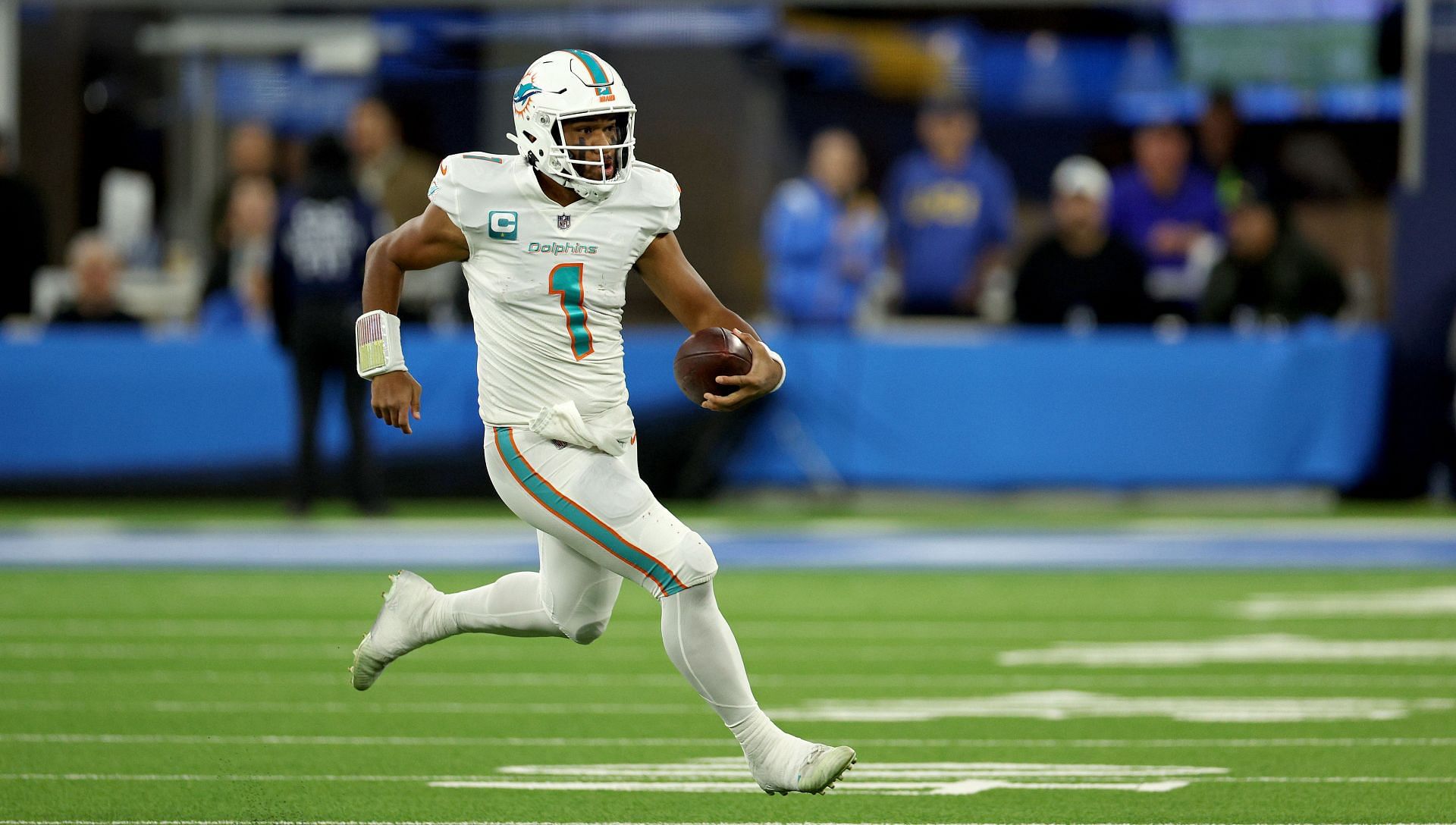 Tua Tagovailoa during Miami Dolphins vs. Los Angeles Chargers