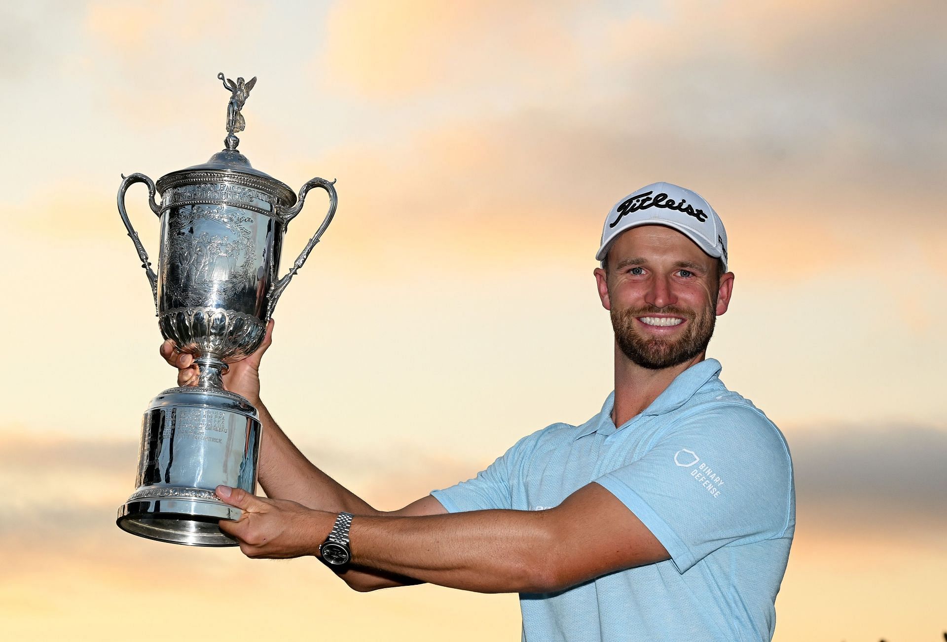 Wyndham Clark with the US Open trophy, 2023 (via Getty Images)