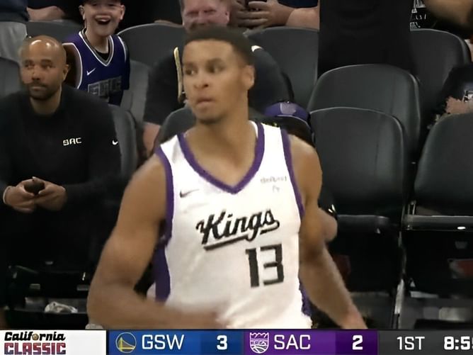 Watch- Keegan Murray slams home a massive poster dunk in the NBA California Classic
