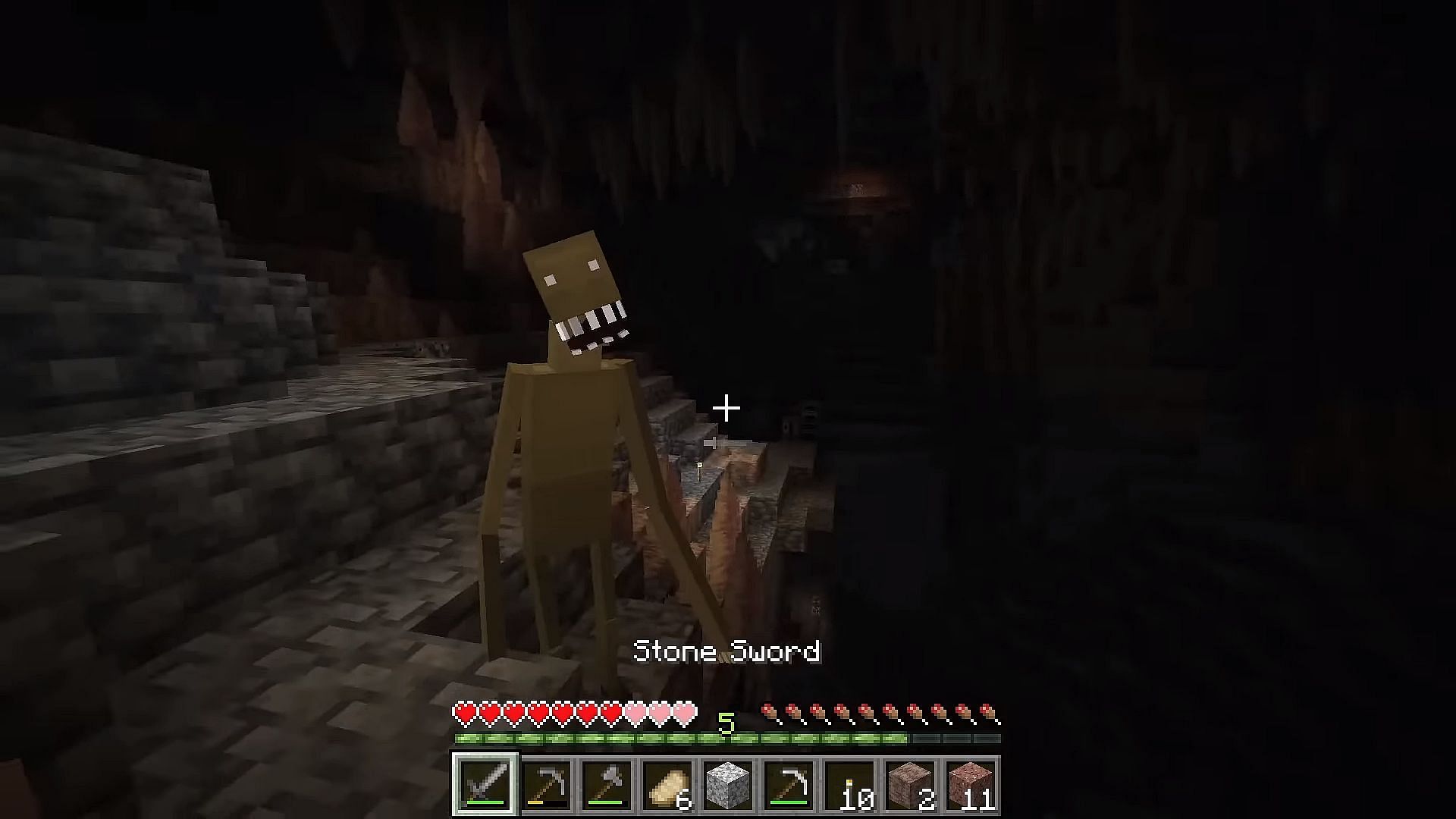 Cave Dweller is a brand new Minecraft horror mod that adds one of the creepiest custom mobs ever (Image via YouTube/Gargin)