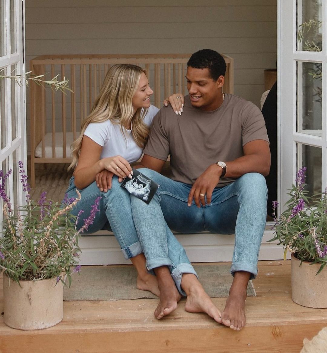 Allison Kuch and Isaac Rochell reveal the gender of their baby. 