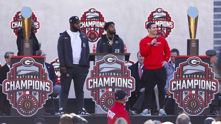 2021 CFP National Champions Georgia Bulldogs football Go Dawgs and