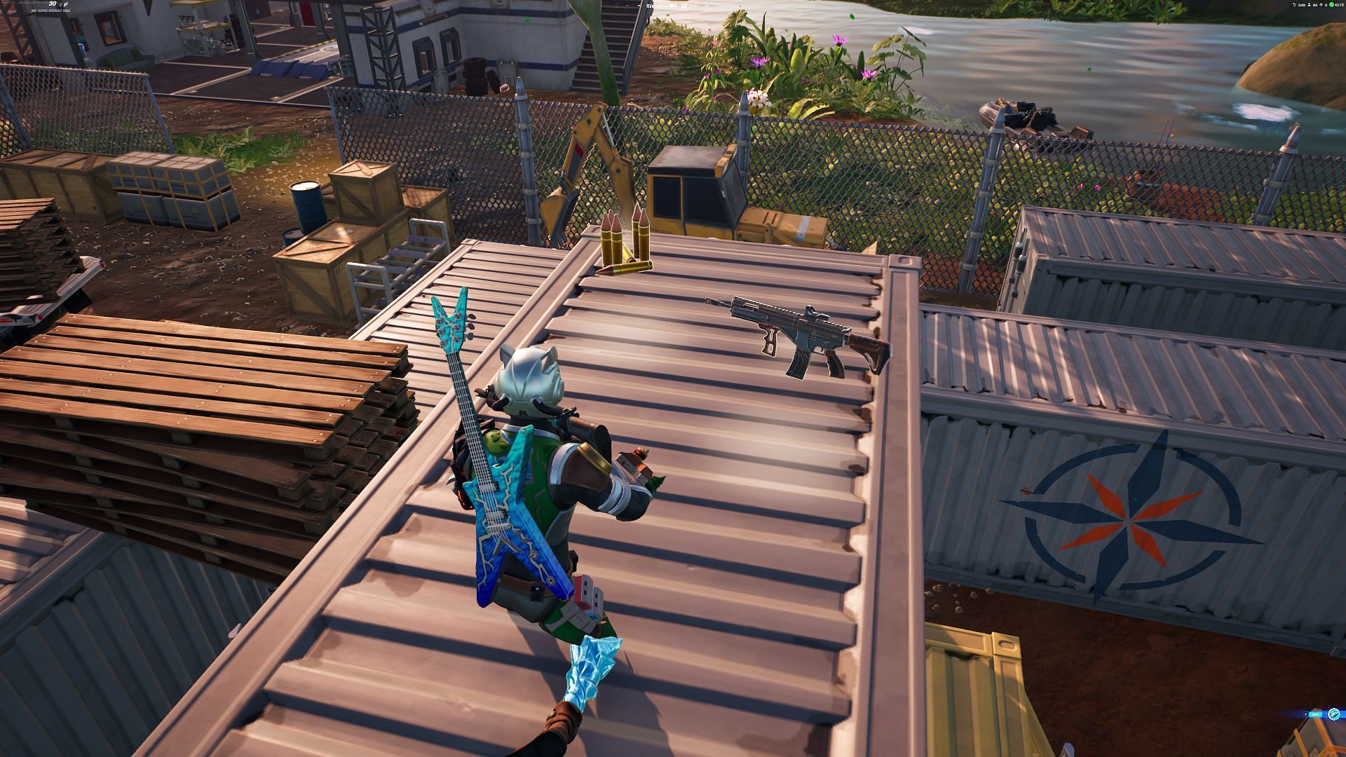 Stay crouched and move about when looking for scoped weapons (Image via Epic Games/Fortnite)