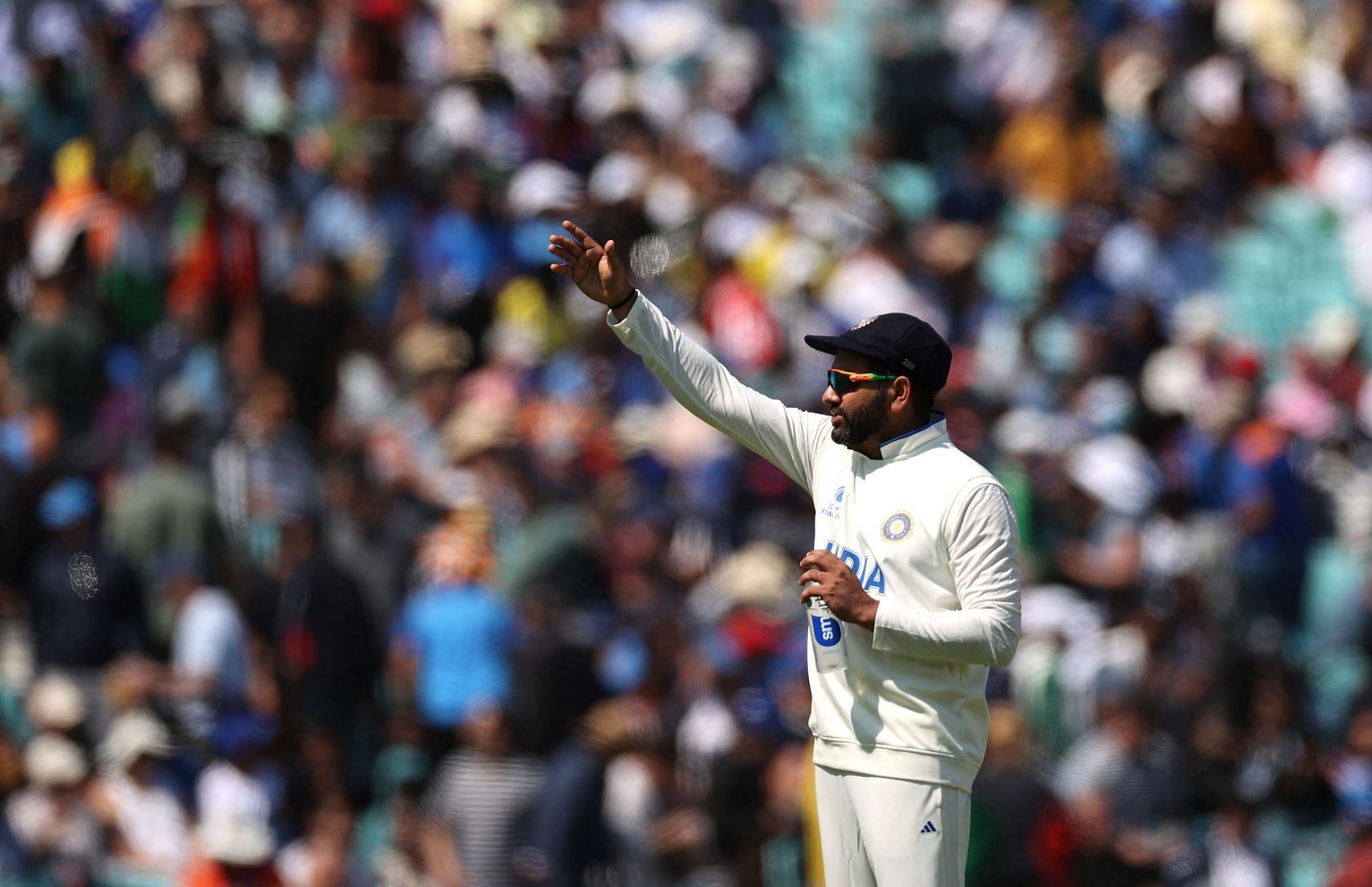 रोहित शर्मा ने भारतीय टीम की गेंदबाजी को लेकर दी प्रतिक्रिया
